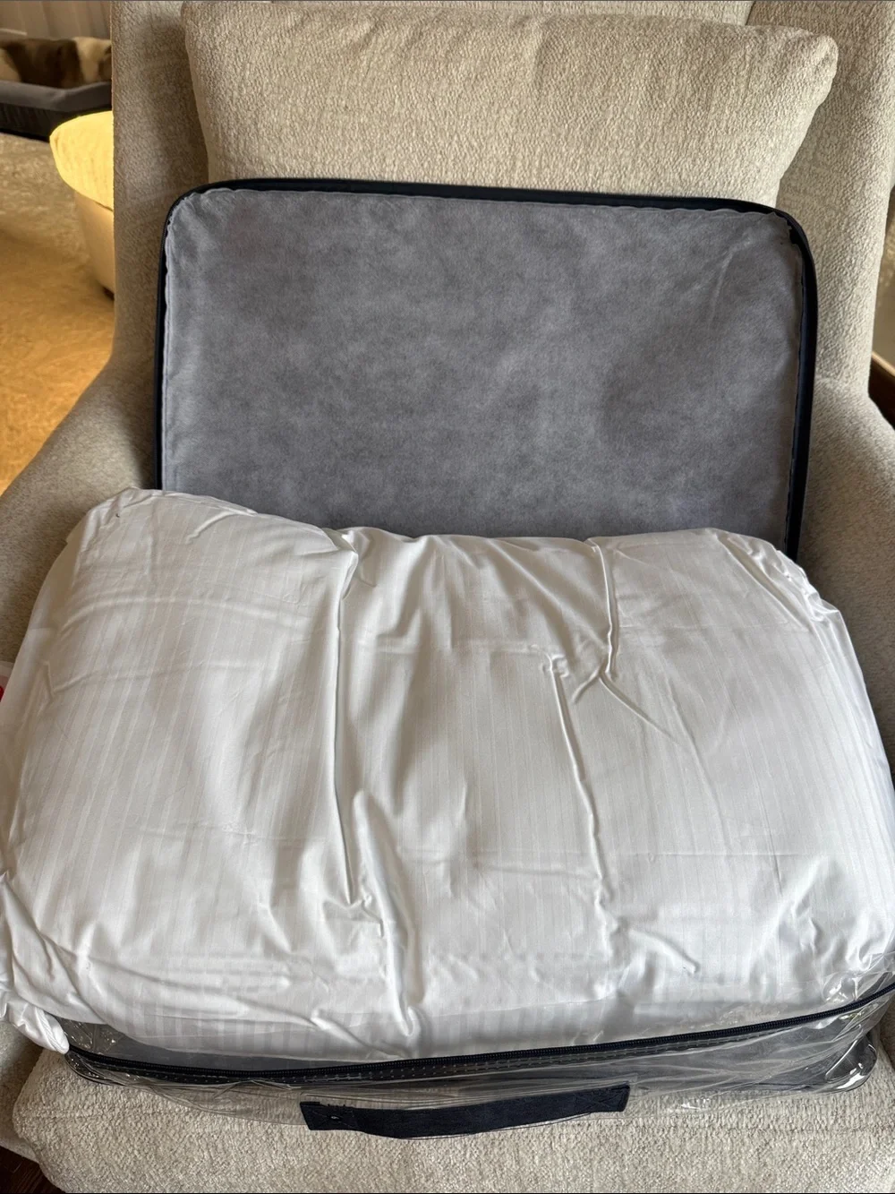 NIP My Primaloft Asthma & Allergy Friendly Soft Down Alternative Pillow, Queen